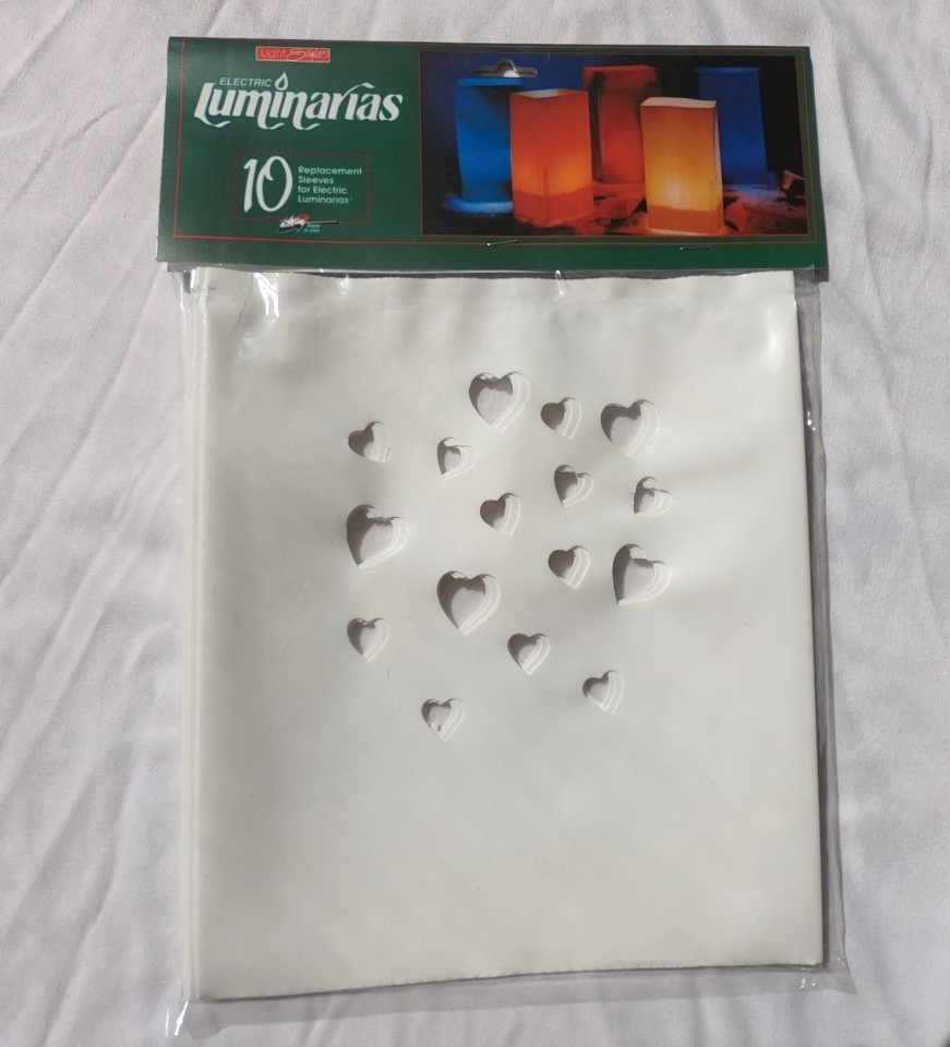 10pk Die-Cut White Hearts Electric Luminarias Sleeves